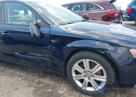 2010 Audi A4 2.0T Premium из США, поврежденный, VIN WAUSFAFL4AA040265